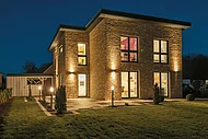1. Platz: New Family Homes „Style“ von Kagebau (Massivbau (Stein auf Stein), ca. 135 m2 Wohnfläche, Pultdach, Zentralstaub-sauger, 199.900 Euro schlüsselfertiger Grundpreis ab OK Bodenplatte) (Foto: Kagebau)