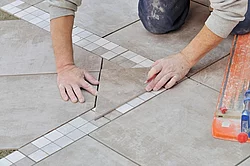 Bei der Auswahl der richtigen Küchenfliesen sollte man auf ein zeitloses Design achten. (Foto: © pf30 - Fotolia.com)